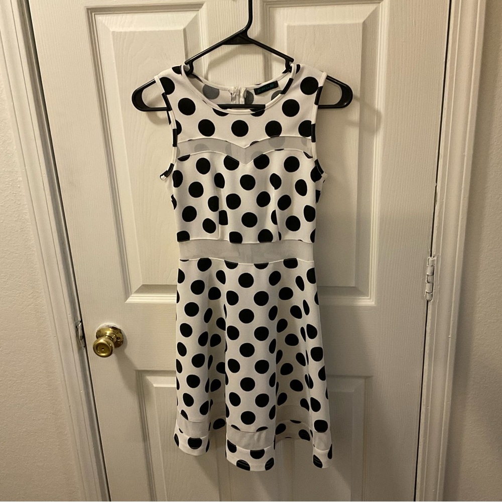Cals Black and White Fit and Flare Midi Dress
